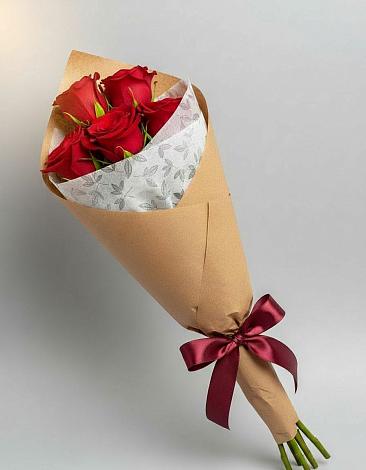 Букет цветов из: Розы в Большая Черниговка