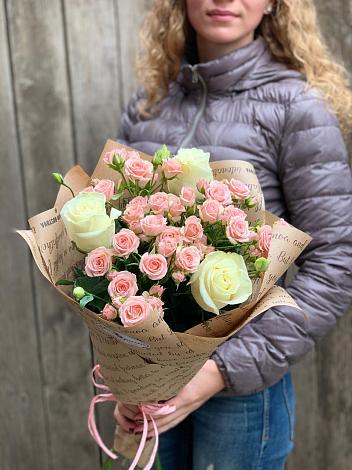 Букет цветов из: Розы в Большая Черниговка