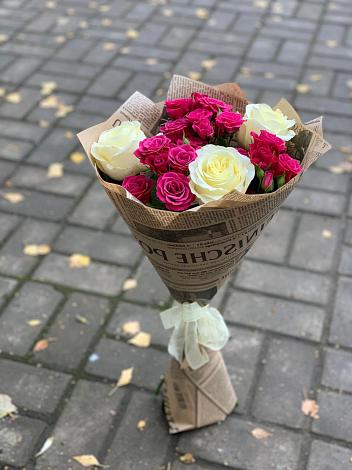 Букет цветов из: Розы в Большая Черниговка